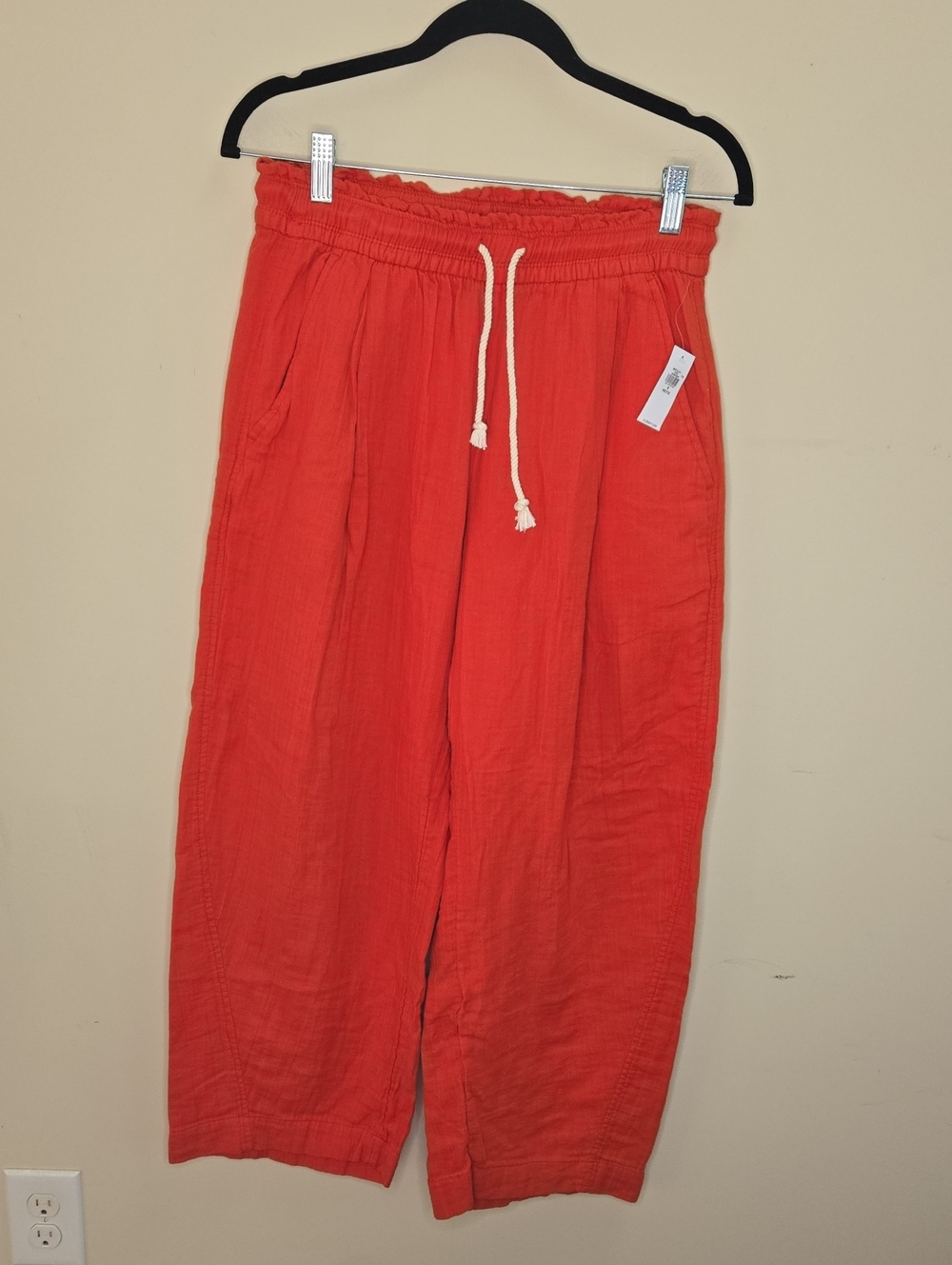 Old Navy Coral Crinkle Gauze Barrel Ankle Pants High Waist NWT Small Petite - Picture 2 of 8